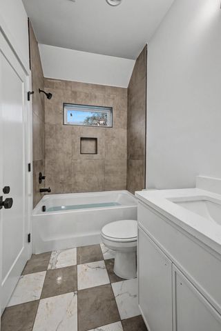 1109 N 2nd St, Nashville, TN 37207