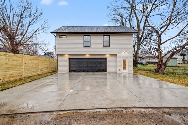 1109 N 2nd St, Nashville, TN 37207