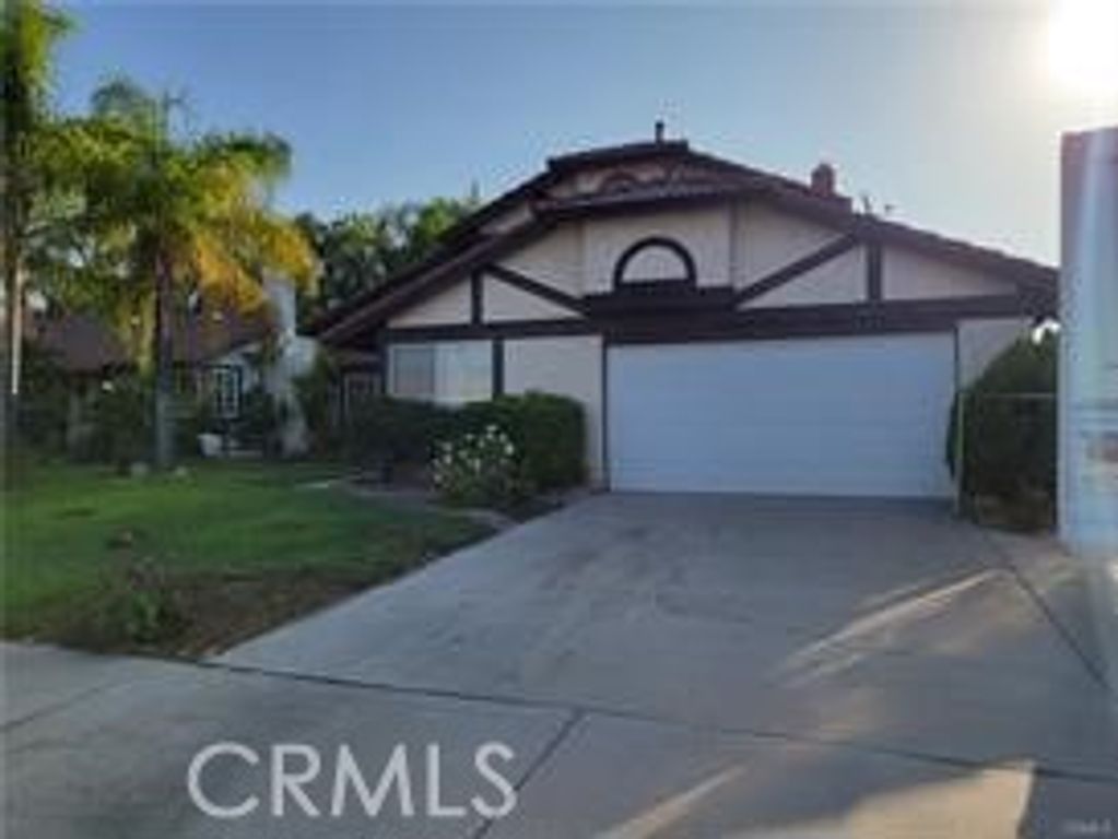 169 S Lamarr, Rialto, CA 92376