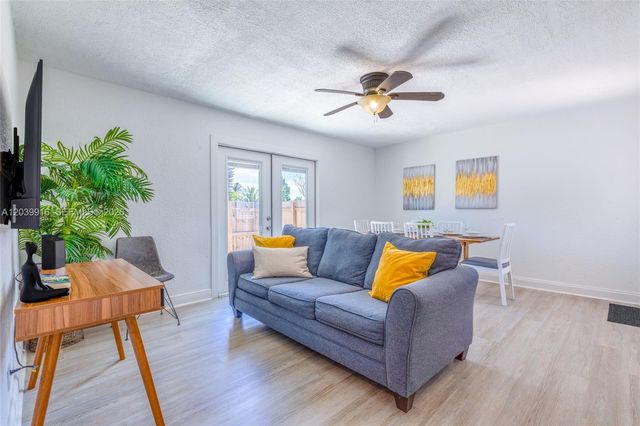6801 Park Street 6801, Hollywood, FL 33024
