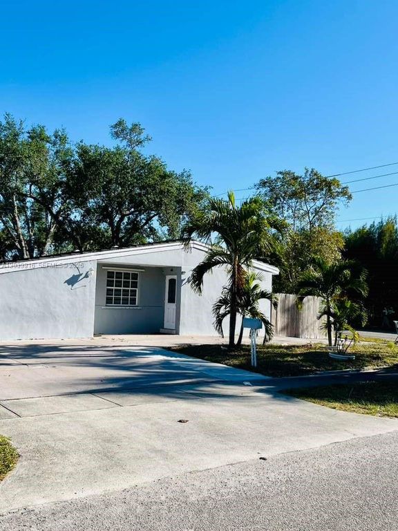 6801 Park Street 6801, Hollywood, FL 33024