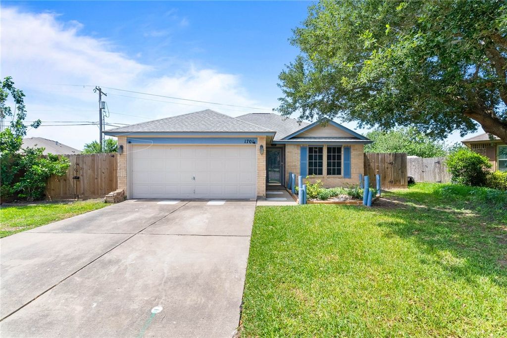 1701 Gallop Trai, Corpus Christi, TX 78410