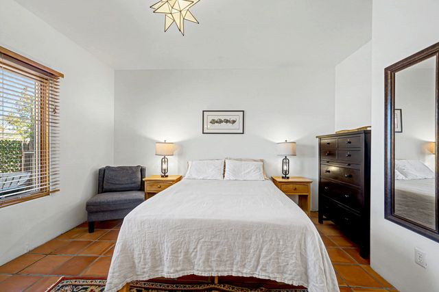 3220 La Paz Lane 20, Santa Fe, NM 87507