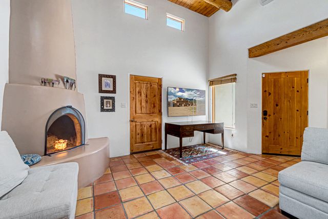 3220 La Paz Lane 20, Santa Fe, NM 87507