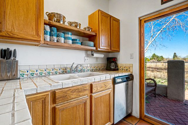 3220 La Paz Lane 20, Santa Fe, NM 87507