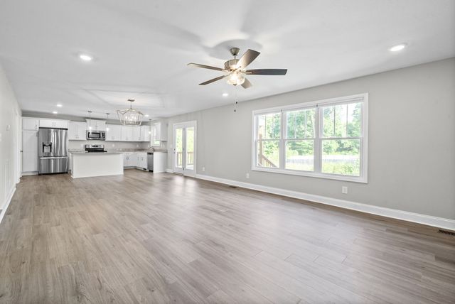 528 Macy Lynn Drive, Clarksville, TN 37042