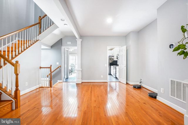 14899 POTOMAC BRANCH DR, Woodbridge, VA 22191