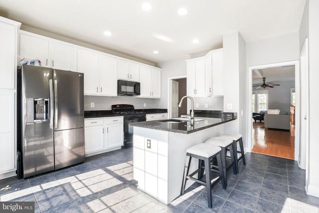 14899 POTOMAC BRANCH DR, Woodbridge, VA 22191