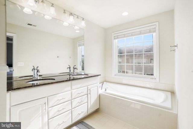 14899 POTOMAC BRANCH DR, Woodbridge, VA 22191