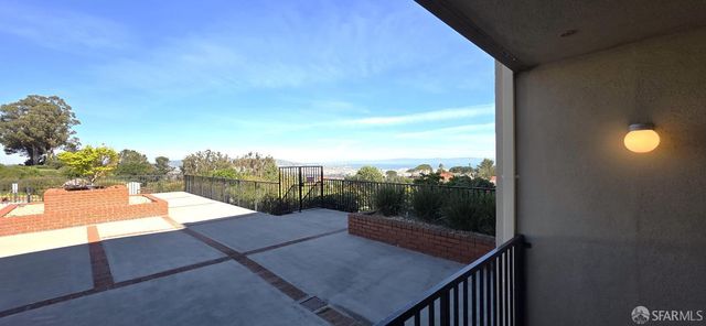 1550 Frontera Way 109, Millbrae, CA 94030