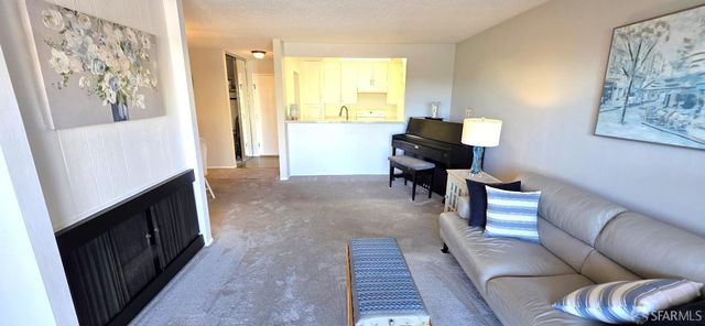 1550 Frontera Way 109, Millbrae, CA 94030