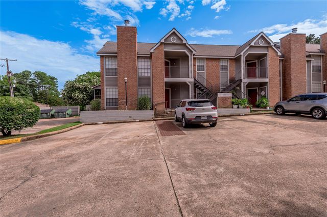 2402 Sycamore Avenue E1, Huntsville, TX 77340