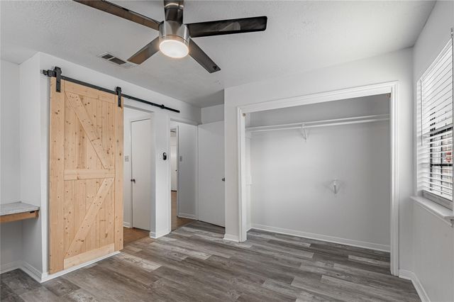 2402 Sycamore Avenue E1, Huntsville, TX 77340