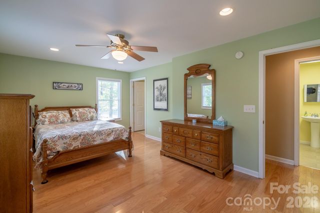 150 Pinehaven Lane, New London, NC 28127