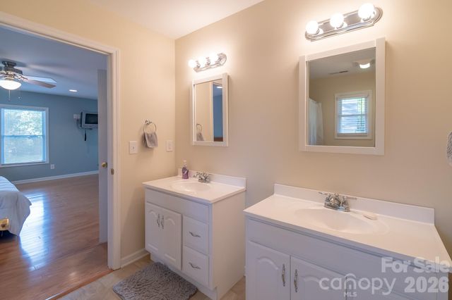 150 Pinehaven Lane, New London, NC 28127