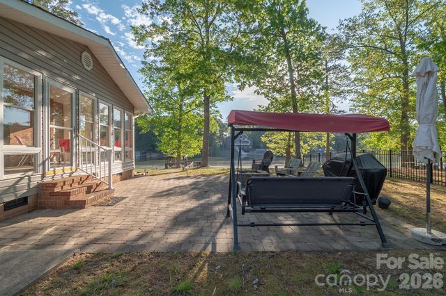150 Pinehaven Lane, New London, NC 28127