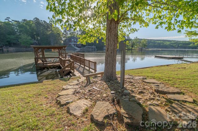 150 Pinehaven Lane, New London, NC 28127