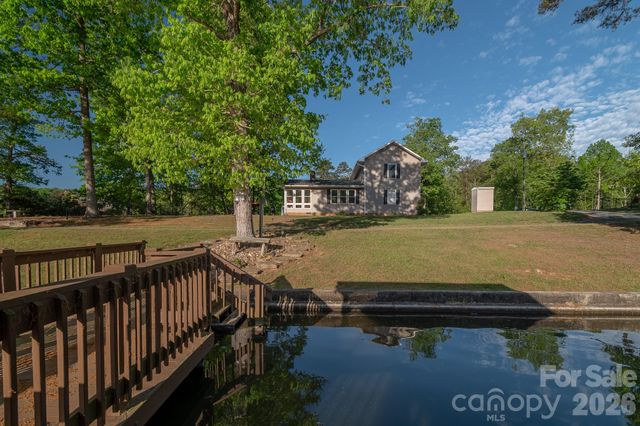 150 Pinehaven Lane, New London, NC 28127