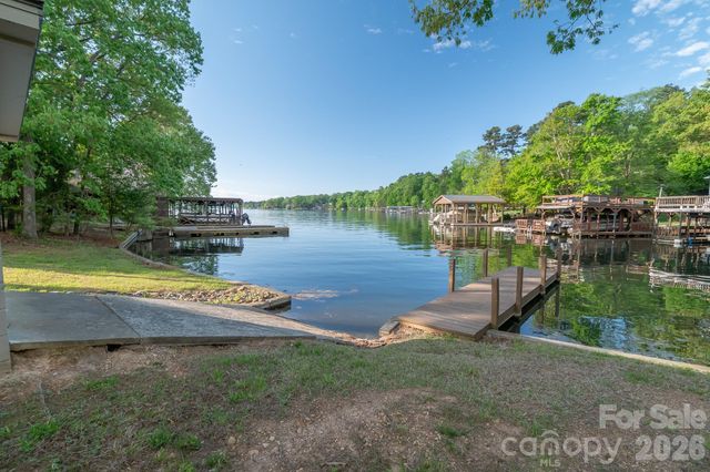 150 Pinehaven Lane, New London, NC 28127