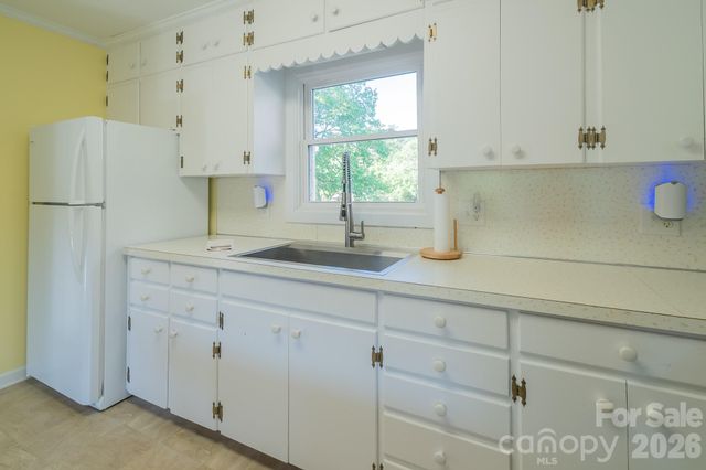 150 Pinehaven Lane, New London, NC 28127