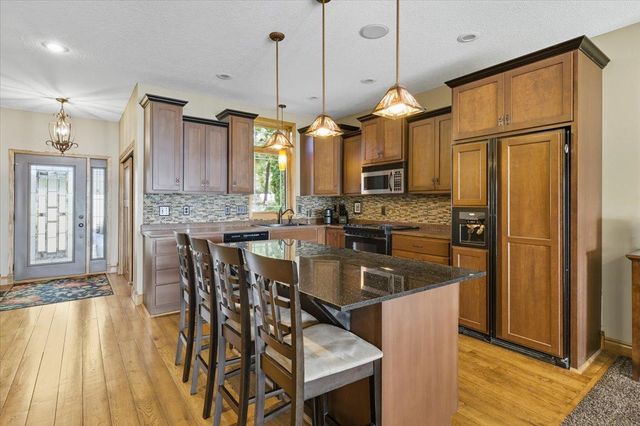 10781 Dahl Avenue, Chisago City, MN 55013