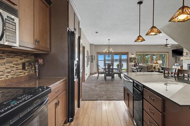 10781 Dahl Avenue, Chisago City, MN 55013