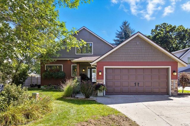10781 Dahl Avenue, Chisago City, MN 55013
