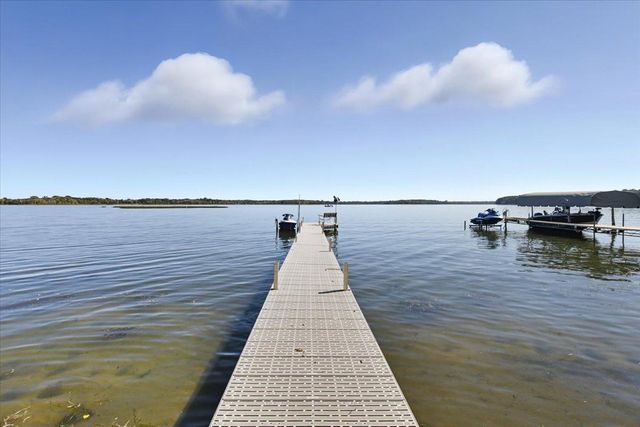 10781 Dahl Avenue, Chisago City, MN 55013