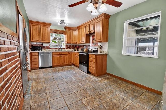 3016 Vail Ave, Pueblo, CO 81005
