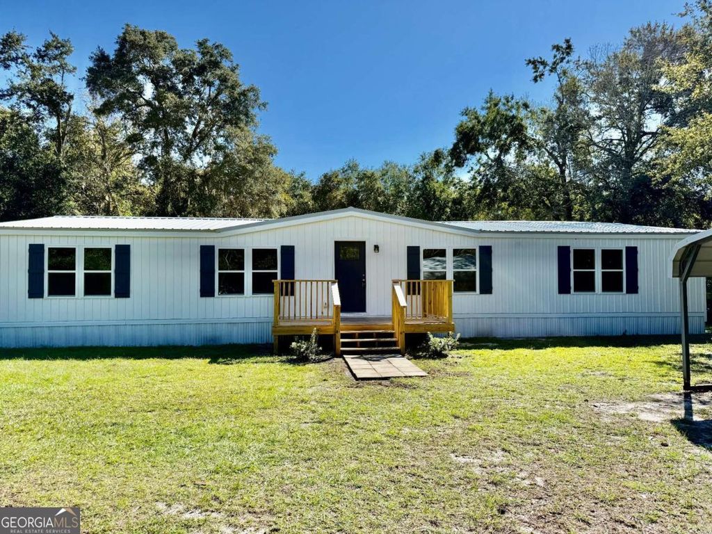 183 Pelican Road, Woodbine, GA 31569