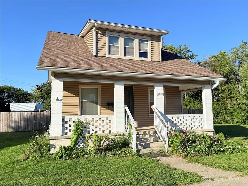 1217 Eureka Drive, Kettering, OH 45419