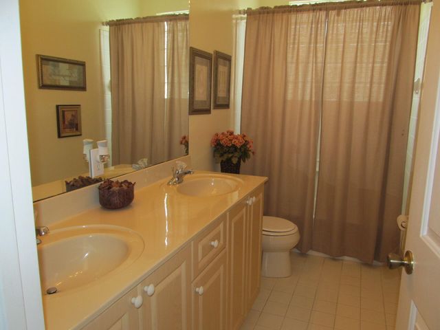 10682 OLD HAMMOCK Way, Wellington, FL 33414