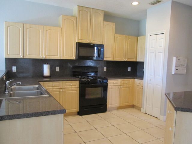 10682 OLD HAMMOCK Way, Wellington, FL 33414