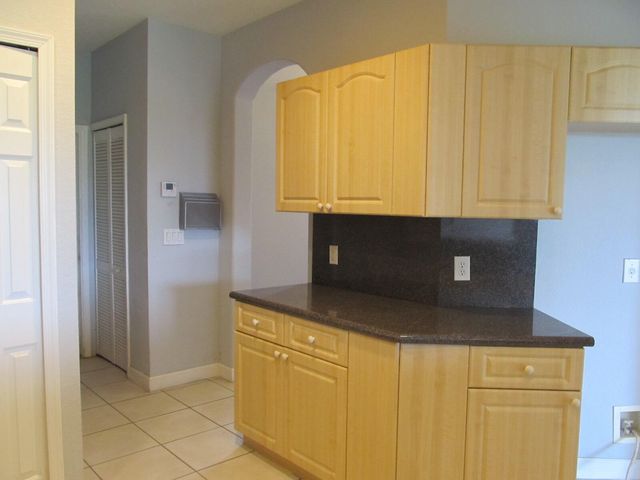 10682 OLD HAMMOCK Way, Wellington, FL 33414
