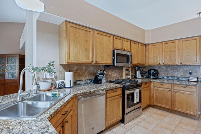 9557 N Elan Lane, Tucson, AZ 85742