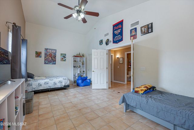 9557 N Elan Lane, Tucson, AZ 85742