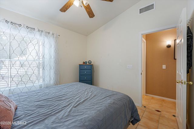 9557 N Elan Lane, Tucson, AZ 85742