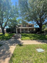 108 Windsor Drive, Murphy, TX 75094