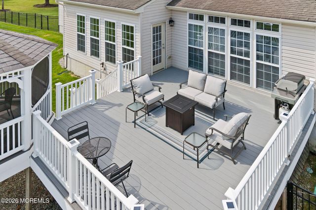 11 Nicholas Court, Cream Ridge, NJ 08514