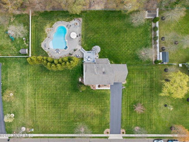11 Nicholas Court, Cream Ridge, NJ 08514