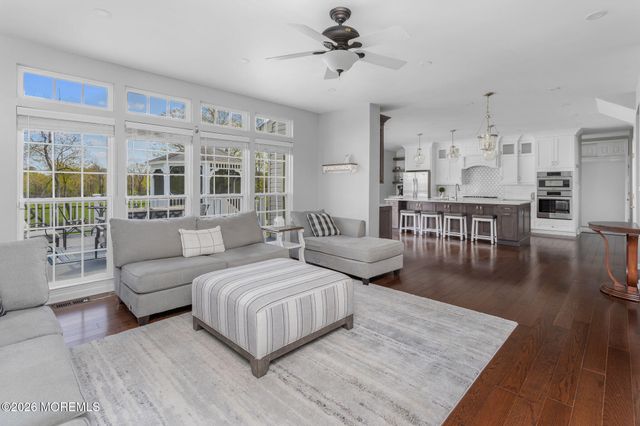 11 Nicholas Court, Cream Ridge, NJ 08514