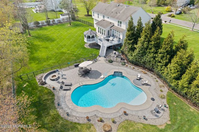 11 Nicholas Court, Cream Ridge, NJ 08514