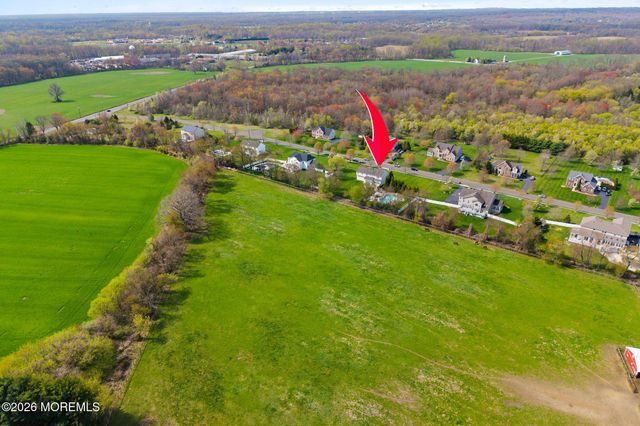 11 Nicholas Court, Cream Ridge, NJ 08514