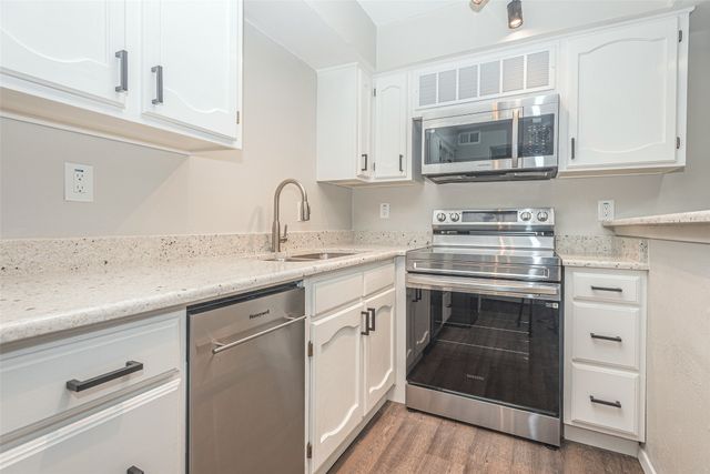 3022 Forest Lane 308, Dallas, TX 75234