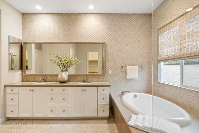 1352 Baumgartner Way, Escondido, CA 92026