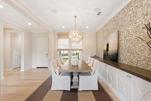 1352 Baumgartner Way, Escondido, CA 92026