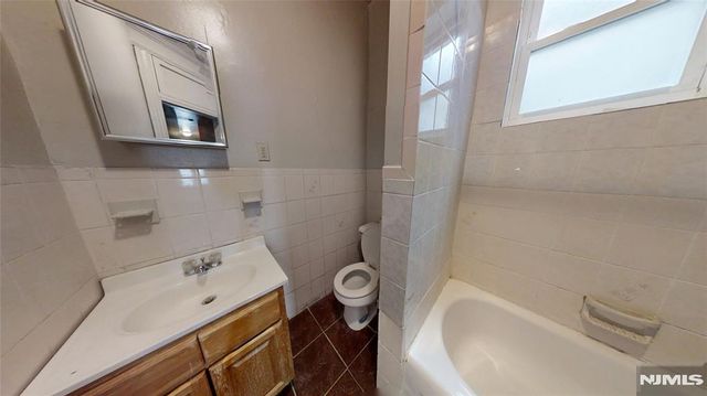 504 Springfield Avenue, Newark, NJ 07103