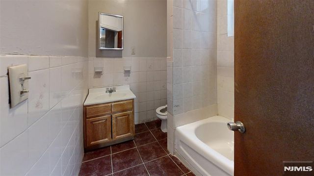 504 Springfield Avenue, Newark, NJ 07103