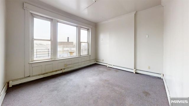 504 Springfield Avenue, Newark, NJ 07103