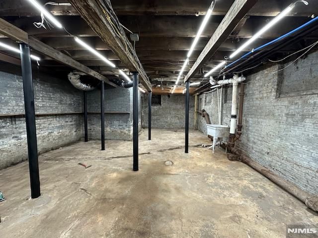 504 Springfield Avenue, Newark, NJ 07103